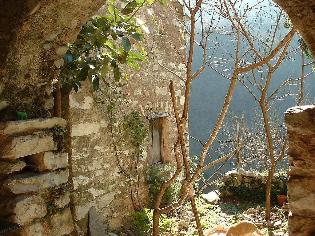 Medieval Village B&B Ne