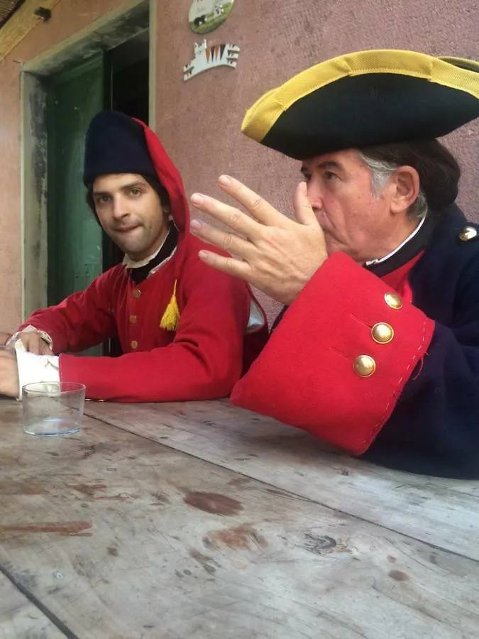 Medieval Village B&B ネー ベッド・アンド・ブレックファスト