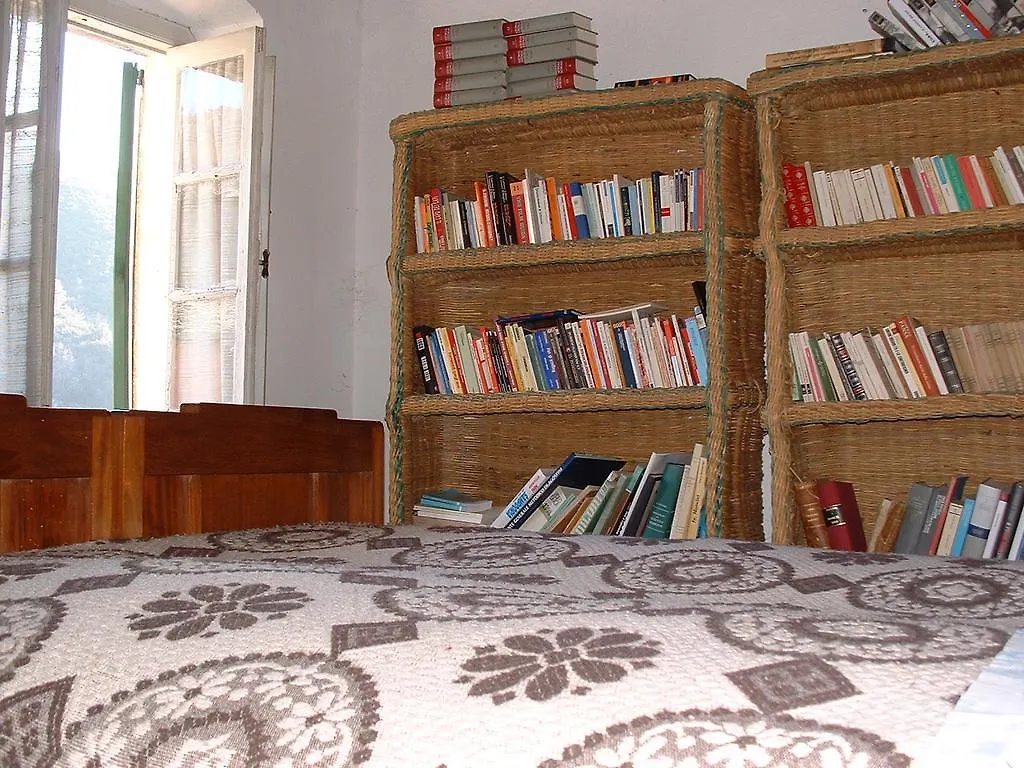 B&B nel villaggio medievale Ne Bed & Breakfast